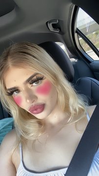Laura94 from Ontario,Canada